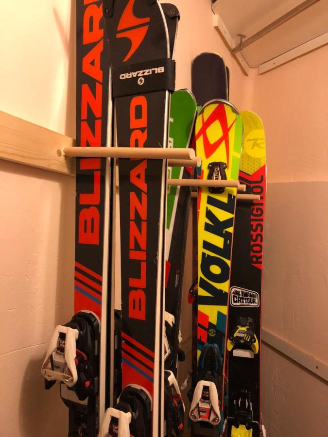 Apartamento Alpino Plaza De Andalucia A Pie De Pistas Sierra Nevada Luaran gambar